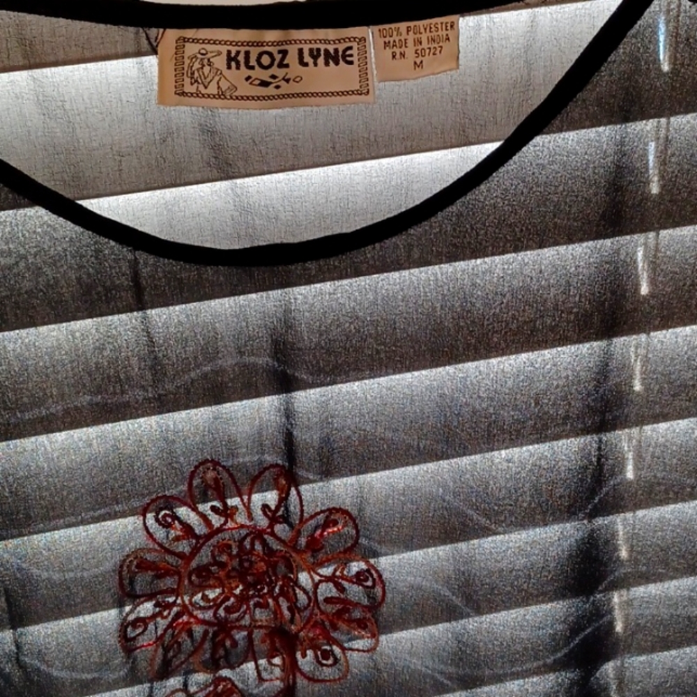 Kloz Lyne Sheer Top